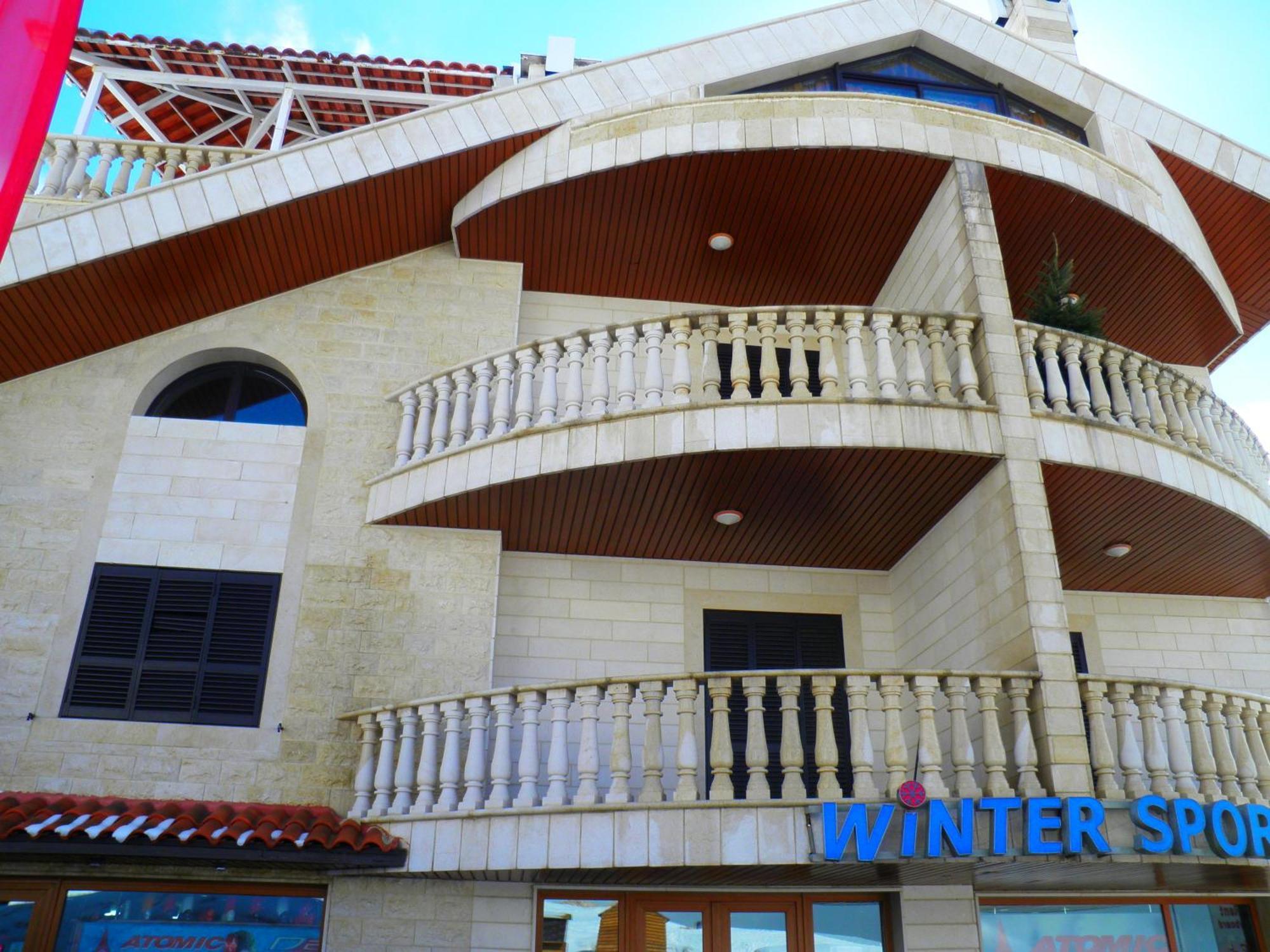 Stone Chalets Fārayyā Εξωτερικό φωτογραφία